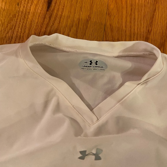 White Under Amor shirt - Picture 2 of 2